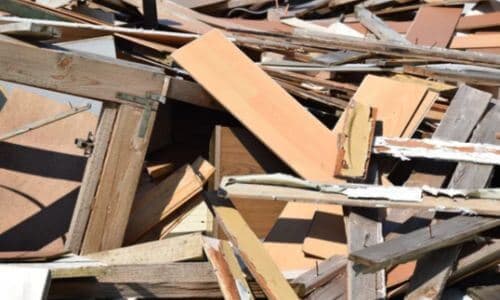 Perché è davvero importante smaltire il legno
